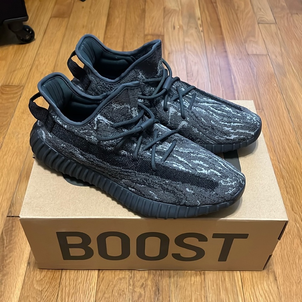 Yeezy Boost 350 V2- Size 12